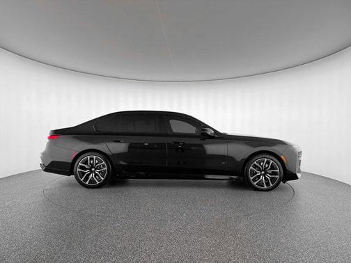2024 BMW 760 i xDrive
