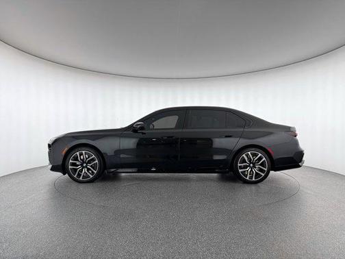 2024 BMW 760 i xDrive