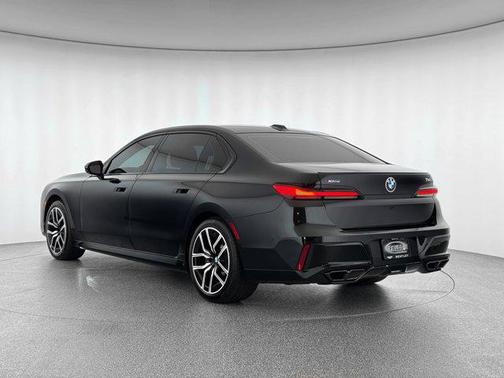 2024 BMW 760 i xDrive