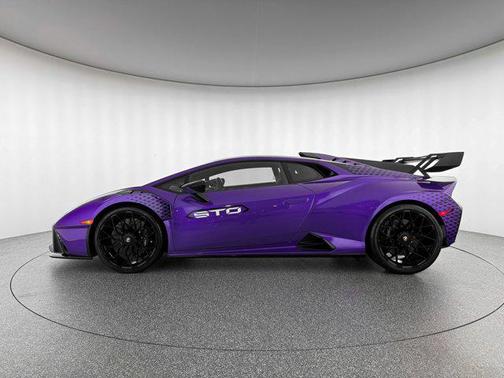 2023 Lamborghini Huracan STO Coupe