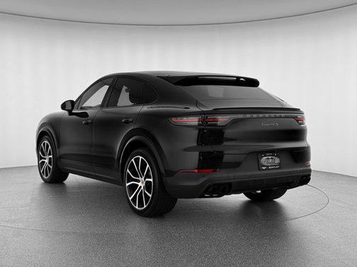 2022 Porsche Cayenne S