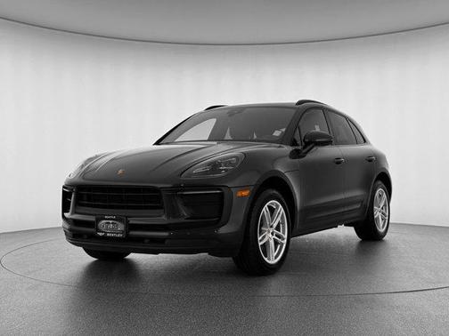 2022 Porsche Macan Base