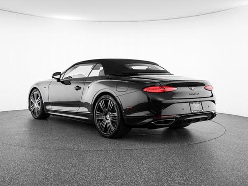 Beluga 2026 Bentley Continental GT Base