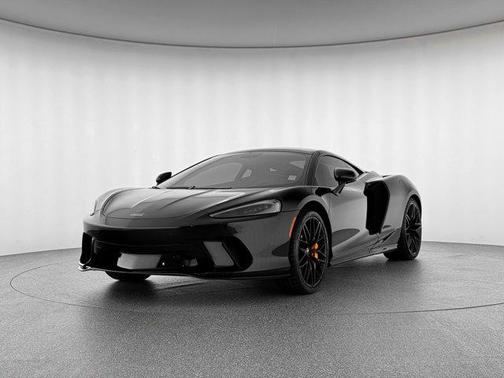 2023 McLaren GT Base