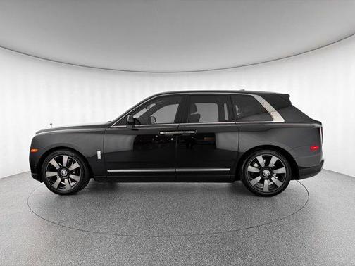 2023 Rolls-Royce Cullinan 