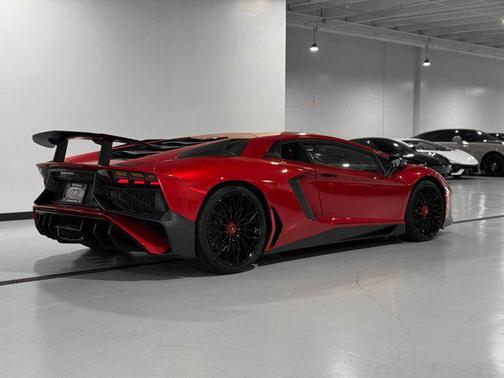 2016 Lamborghini Aventador LP750-4 Superveloce