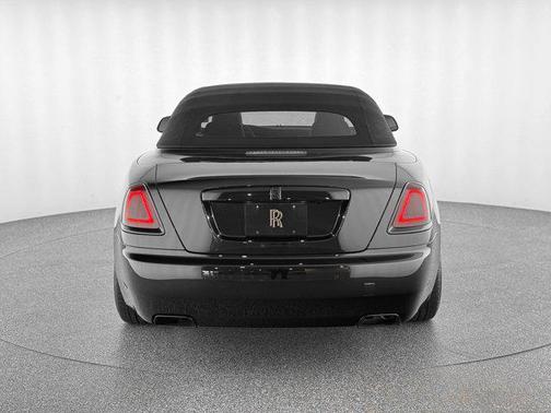 2016 Rolls-Royce Dawn 