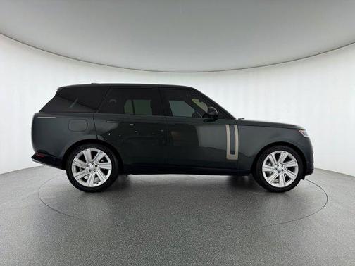2023 Land Rover Range Rover P400 SE