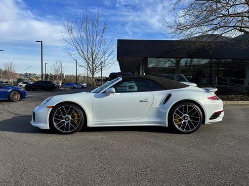 2019 Porsche 911 Turbo S