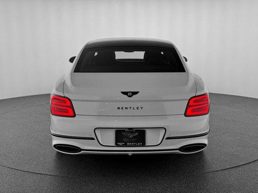 2026 Bentley Flying Spur 