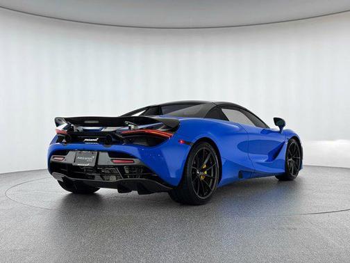2020 McLaren 720S Base
