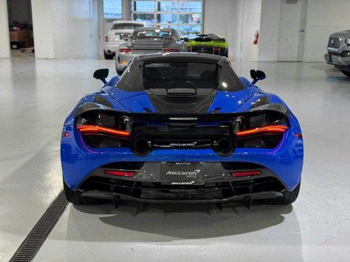 2020 McLaren 720S Base