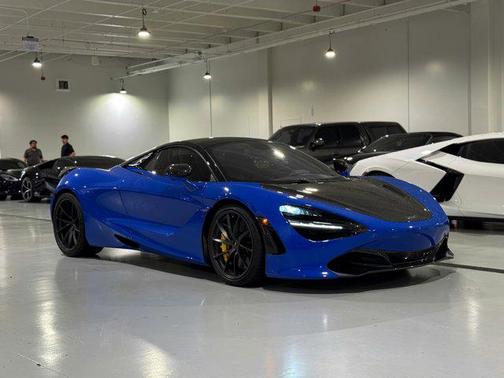 2020 McLaren 720S Base