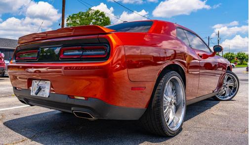 Sinamon Stick 2020 Dodge Challenger SXT