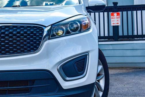 2017 Kia Sorento LX
