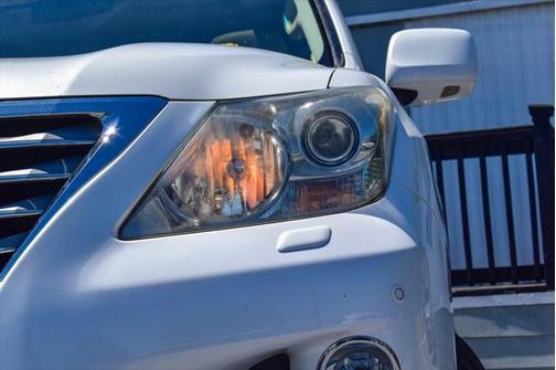 2009 Lexus LX 570 Base