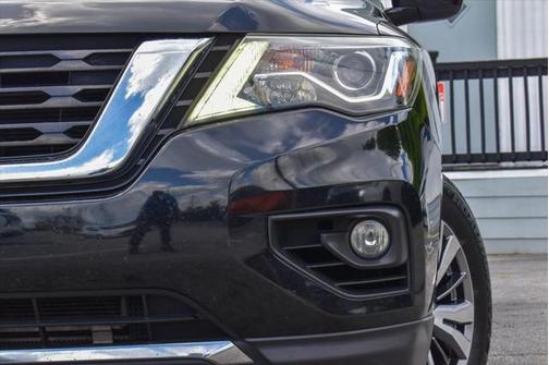 2020 Nissan Pathfinder SV 2WD