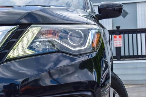 2020 Nissan Pathfinder SV 2WD