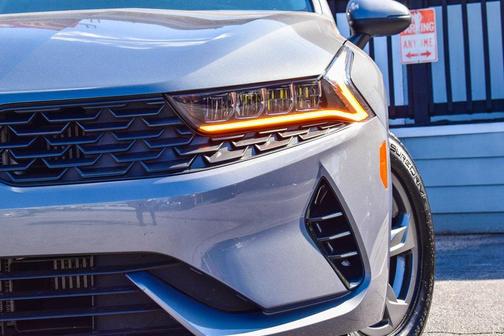 2023 Kia K5 LXS