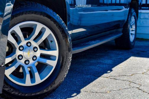 2020 Chevrolet Suburban LT