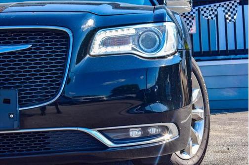 2018 Chrysler 300 Limited