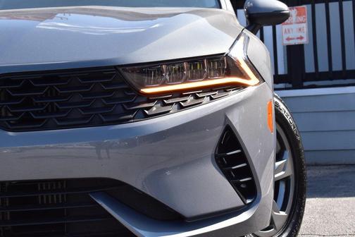2023 Kia K5 LXS