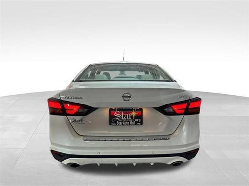 2022 Nissan Altima 2.5 SL