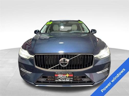2022 Volvo XC60 B5 Momentum