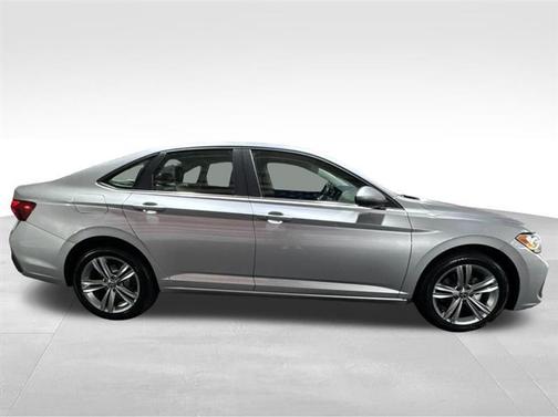 Pyrite Silver Metallic 2024 Volkswagen Jetta 1.5T SE