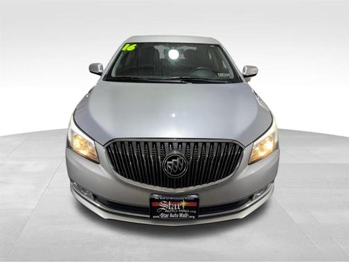 2016 Buick LaCrosse Base