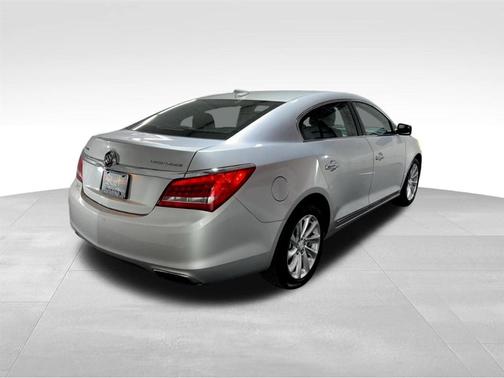 2016 Buick LaCrosse Base