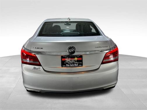 2016 Buick LaCrosse Base