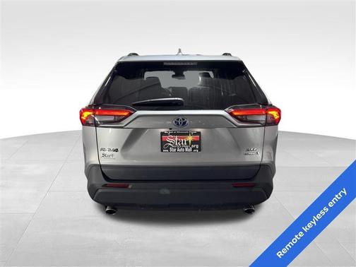 2022 Toyota RAV4 Hybrid XLE Premium