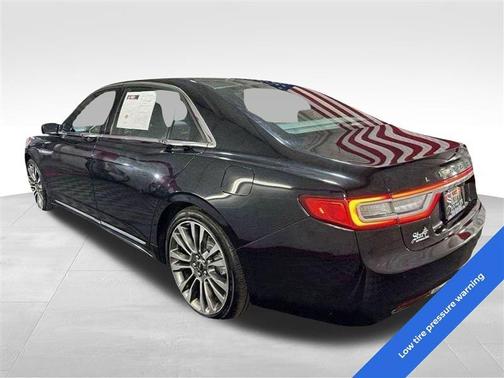 2017 Lincoln Continental Select