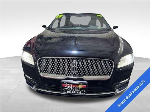 2017 Lincoln Continental Select
