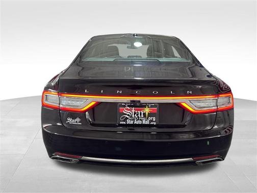 2017 Lincoln Continental Select