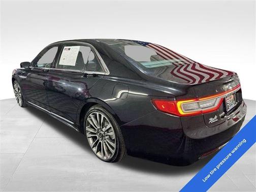 2017 Lincoln Continental Select