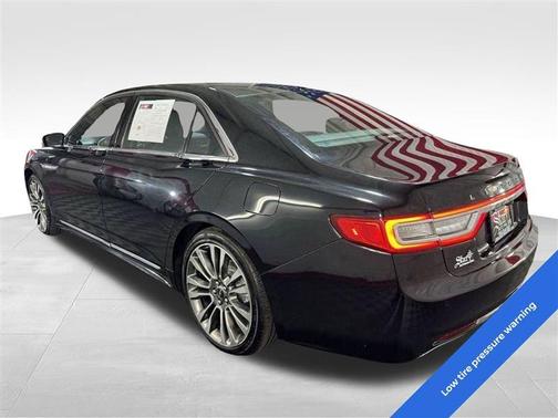 2017 Lincoln Continental Select