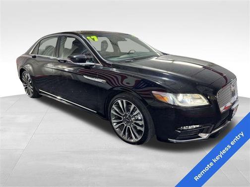 2017 Lincoln Continental Select