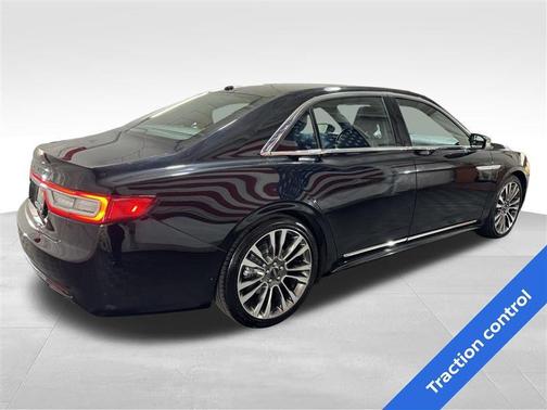2017 Lincoln Continental Select