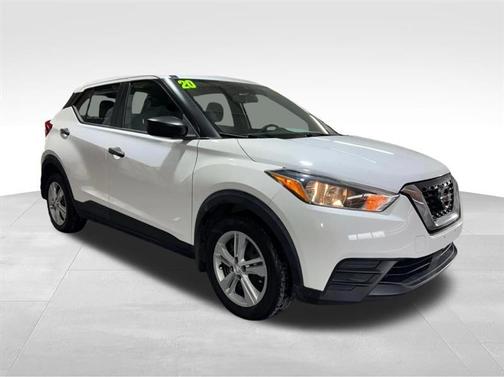 2020 Nissan Kicks S