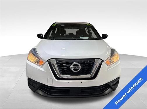 2020 Nissan Kicks S