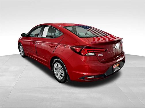2020 Hyundai ELANTRA SE
