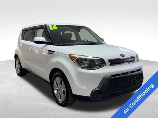 2016 Kia Soul Base