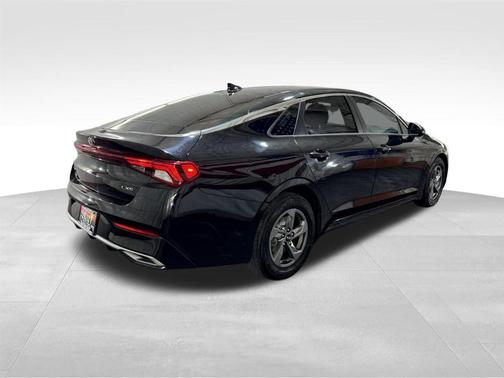 2021 Kia K5 LXS