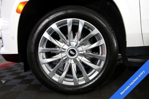 2023 Cadillac Escalade ESV Premium Luxury