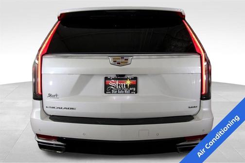 2023 Cadillac Escalade ESV Premium Luxury