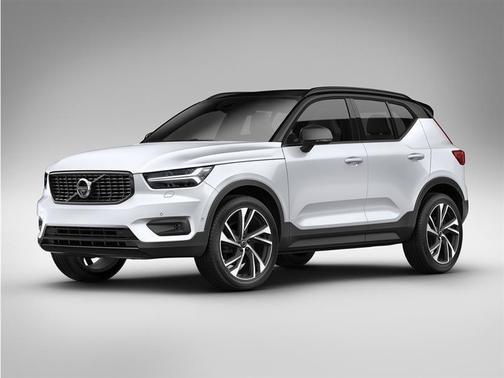 White 2021 Volvo XC40 T5 R-Design
