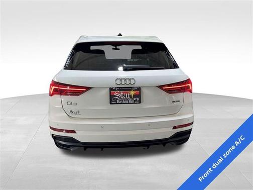 2022 Audi Q3 45 S line Premium