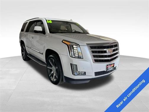 White 2016 Cadillac Escalade Luxury